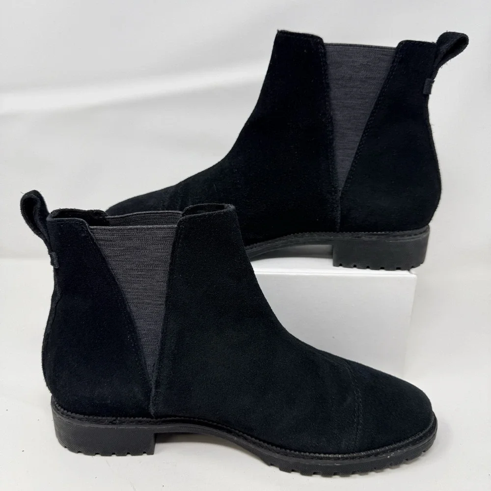 TOMS Cleo Chelsea‎ Boots Women 8.5 Black Suede Lug Sole Ankle Booties